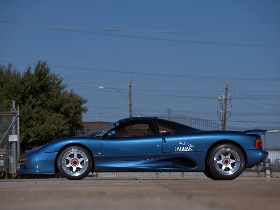  Jaguar XJR15 1990 года  (фото 14 из 24)